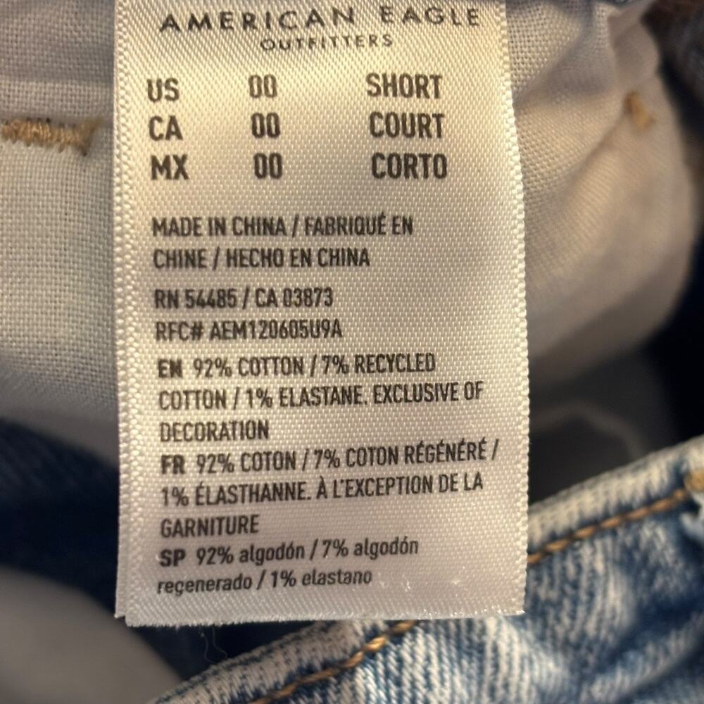 American Eagle Women's Distressed Mom Stretch Jeans Size 00 Short - Picture 4 of 5